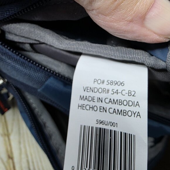 Outdoor Products Hiking Backpack 30L Rucksack Unisex Red and Blue - Picture 4 of 4